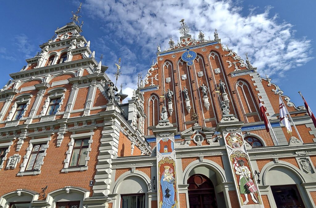 デリケートゾーンの黒ずみは市販でどこまで改善できる？